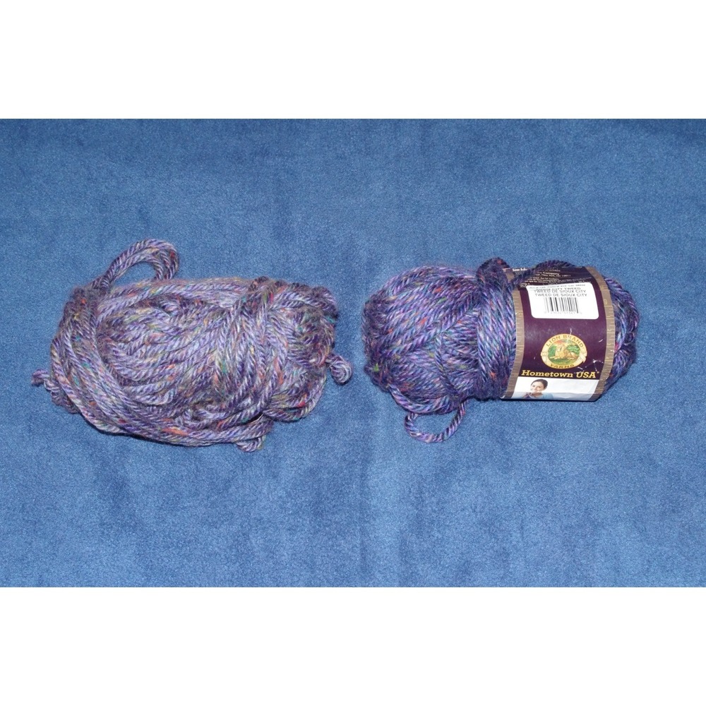 Vintage Lion‎ Brand Yarn Sioux City Tweed 2 Skeins Blue Lovely NOS Hometown USA